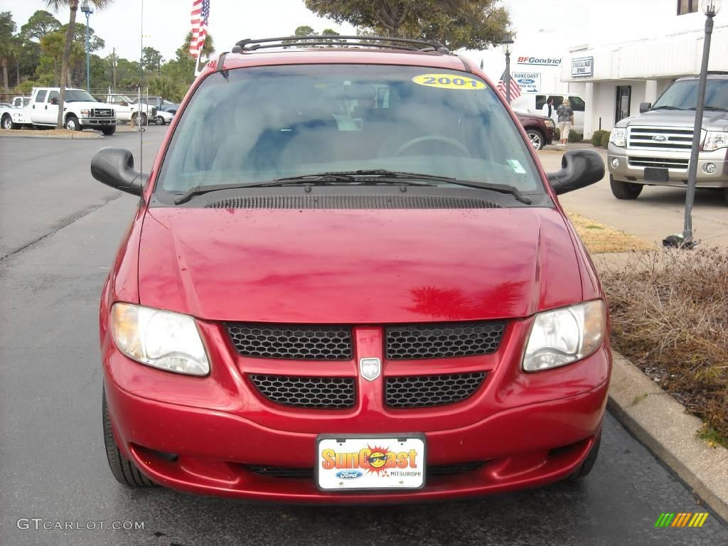2001 Grand Caravan Sport - Inferno Red Pearlcoat / Taupe photo #8