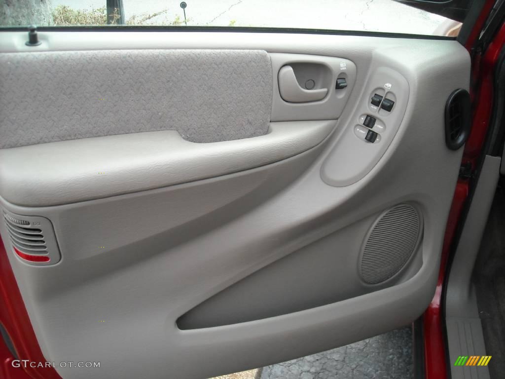 2001 Grand Caravan Sport - Inferno Red Pearlcoat / Taupe photo #15