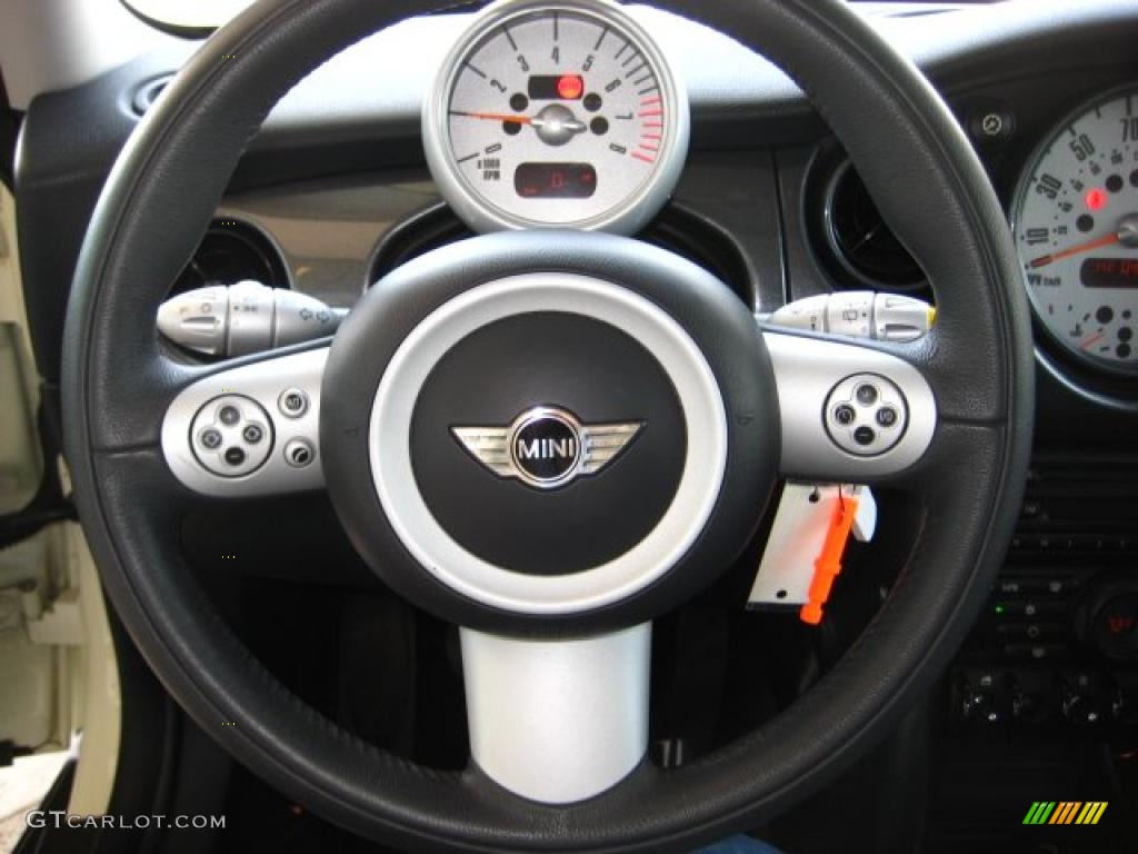 2006 Cooper Hardtop - Pepper White / Black/Panther Black photo #18