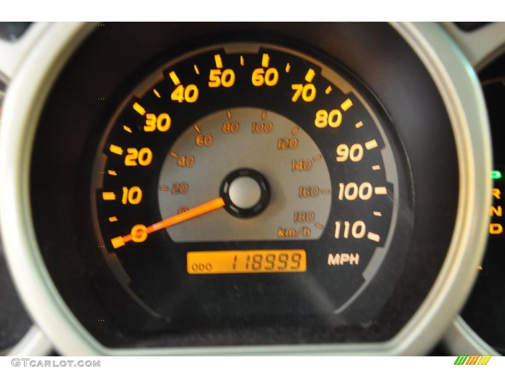 2004 4Runner SR5 4x4 - Natural White / Stone photo #8