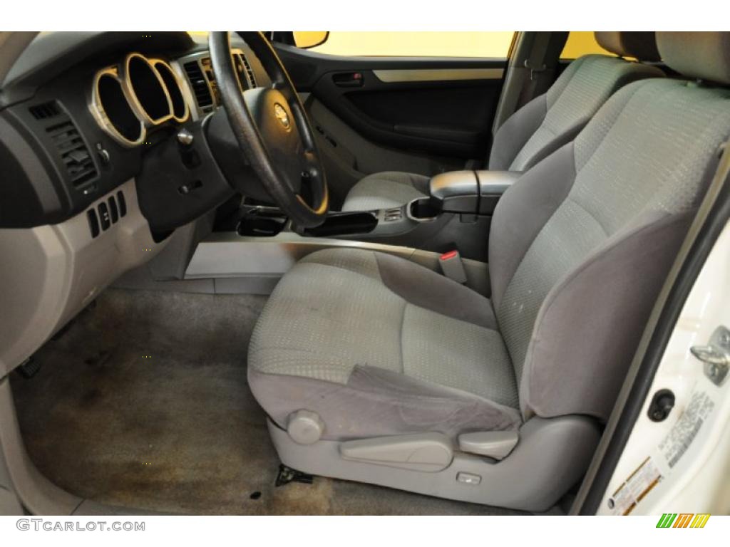 2004 4Runner SR5 4x4 - Natural White / Stone photo #12