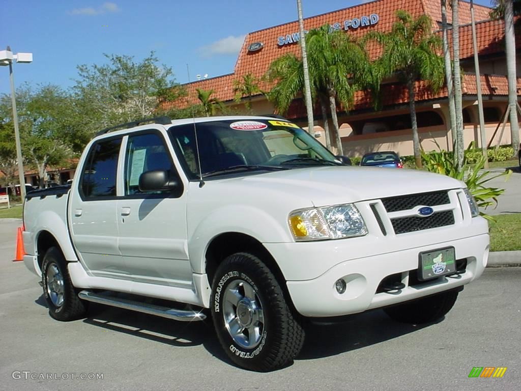 2004 Explorer Sport Trac Adrenalin 4x4 - Oxford White / Medium Dark Flint/Dark Flint photo #1