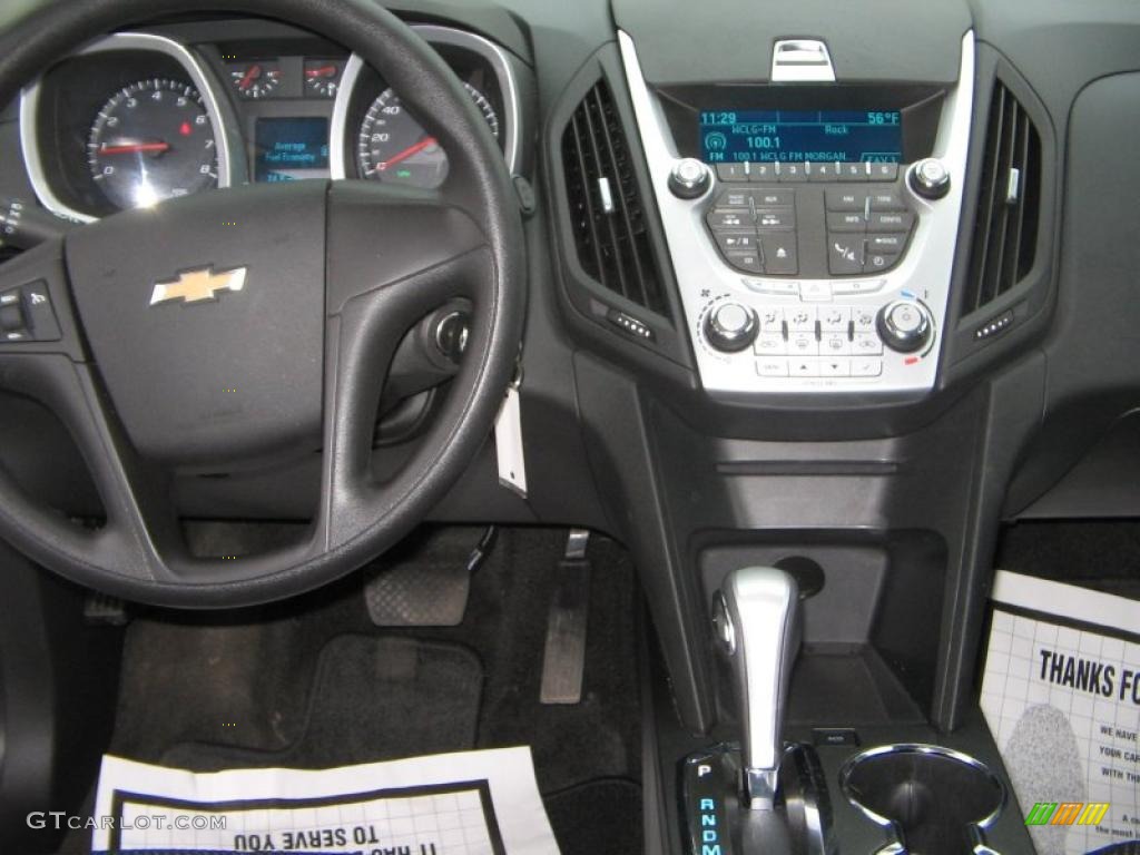 2010 Equinox LT AWD - Summit White / Jet Black photo #12