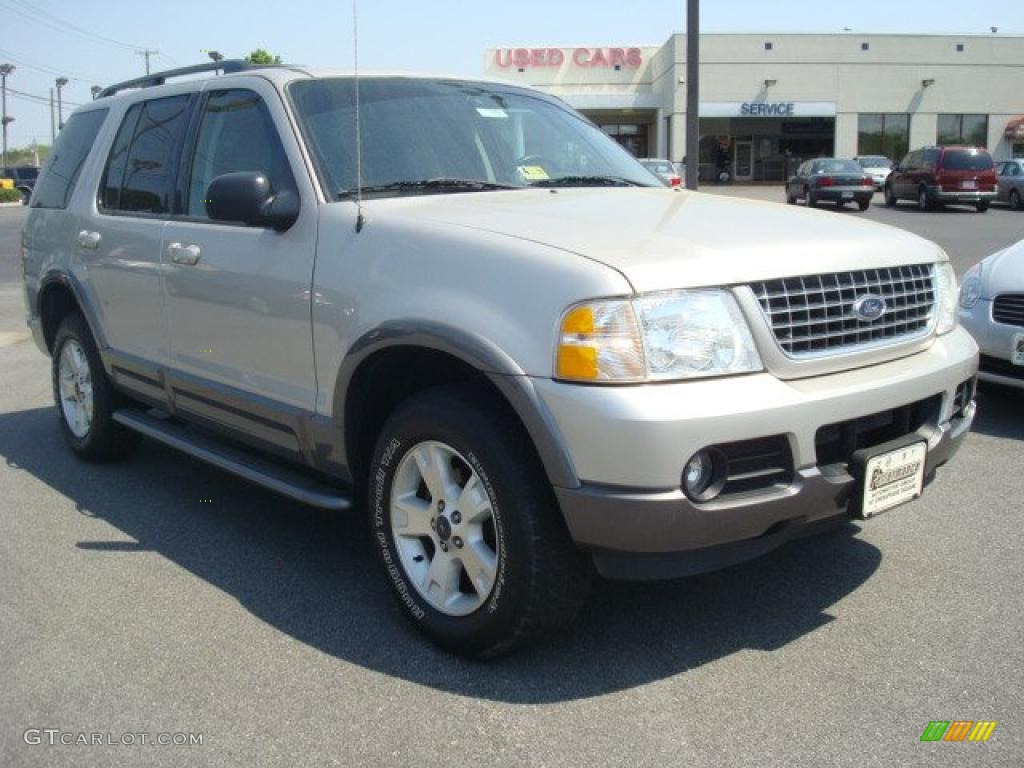 2003 Explorer XLT AWD - Silver Birch Metallic / Midnight Gray photo #7