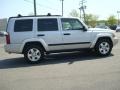 2006 Bright Silver Metallic Jeep Commander   photo #7