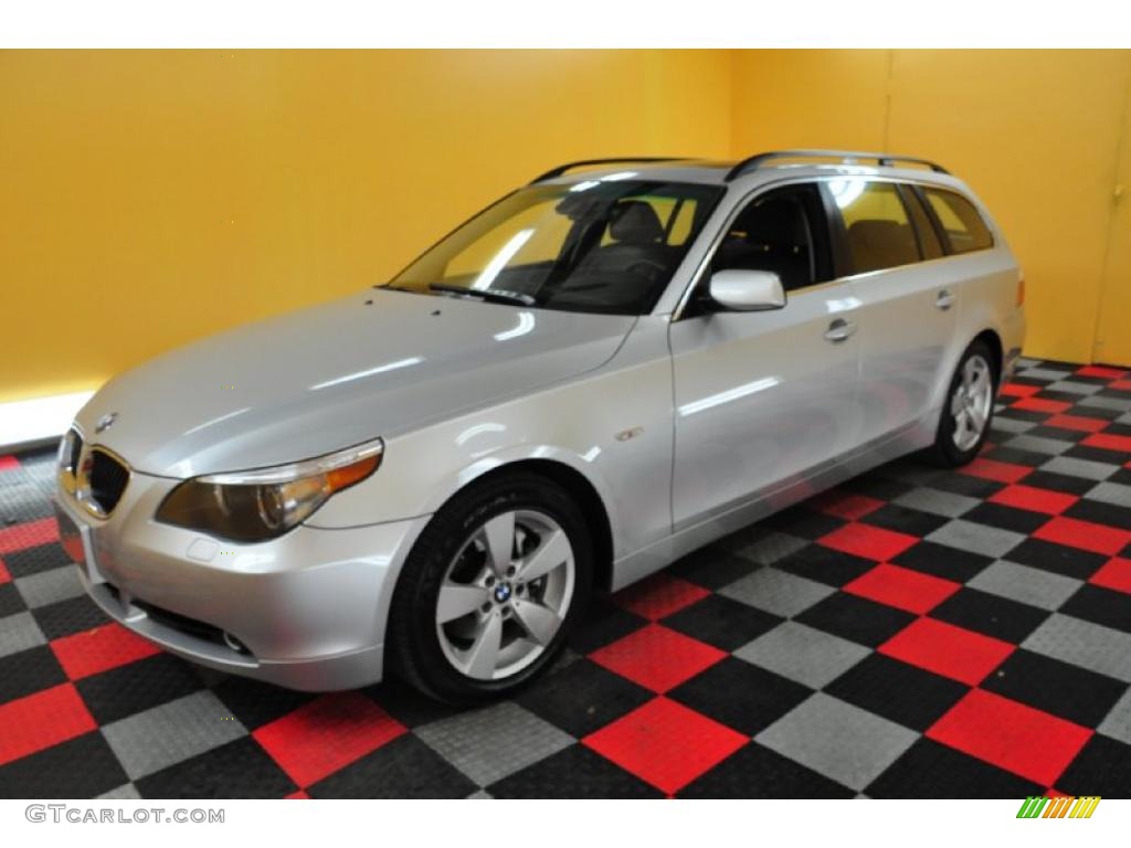 2006 5 Series 530xi Wagon - Titanium Silver Metallic / Black photo #3