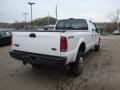Oxford White - F350 Super Duty XL Crew Cab 4x4 Photo No. 4