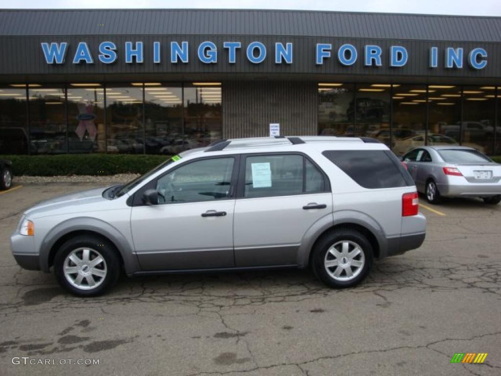 Silver Frost Metallic Ford Freestyle