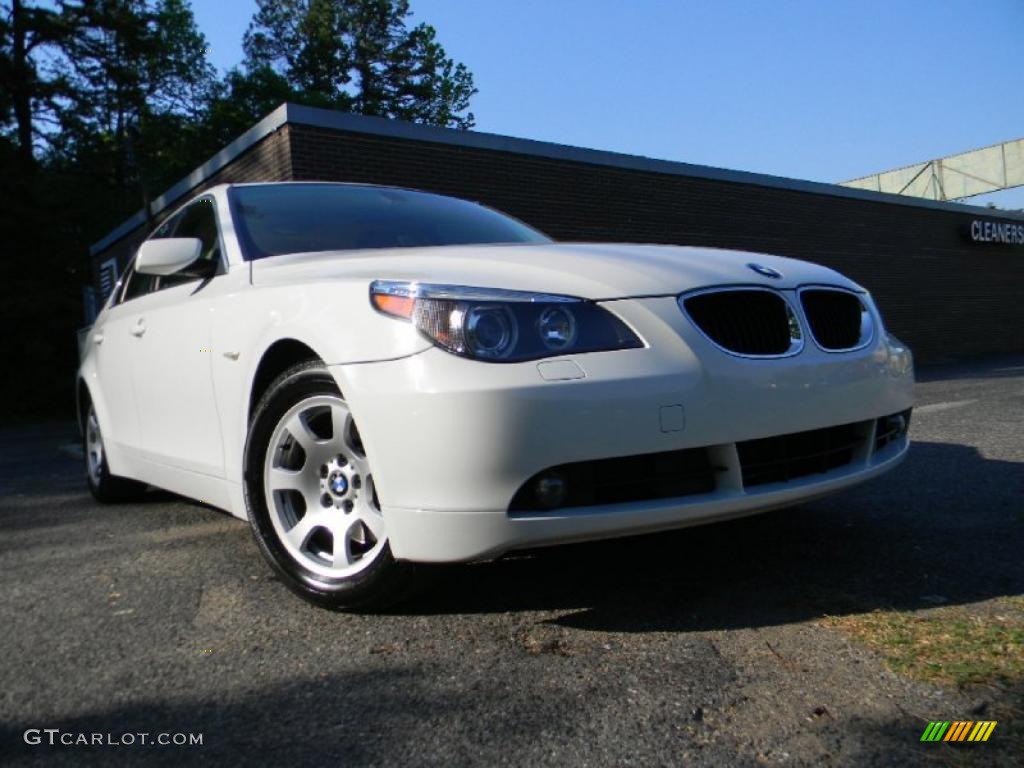 2004 5 Series 525i Sedan - Alpine White / Beige photo #2