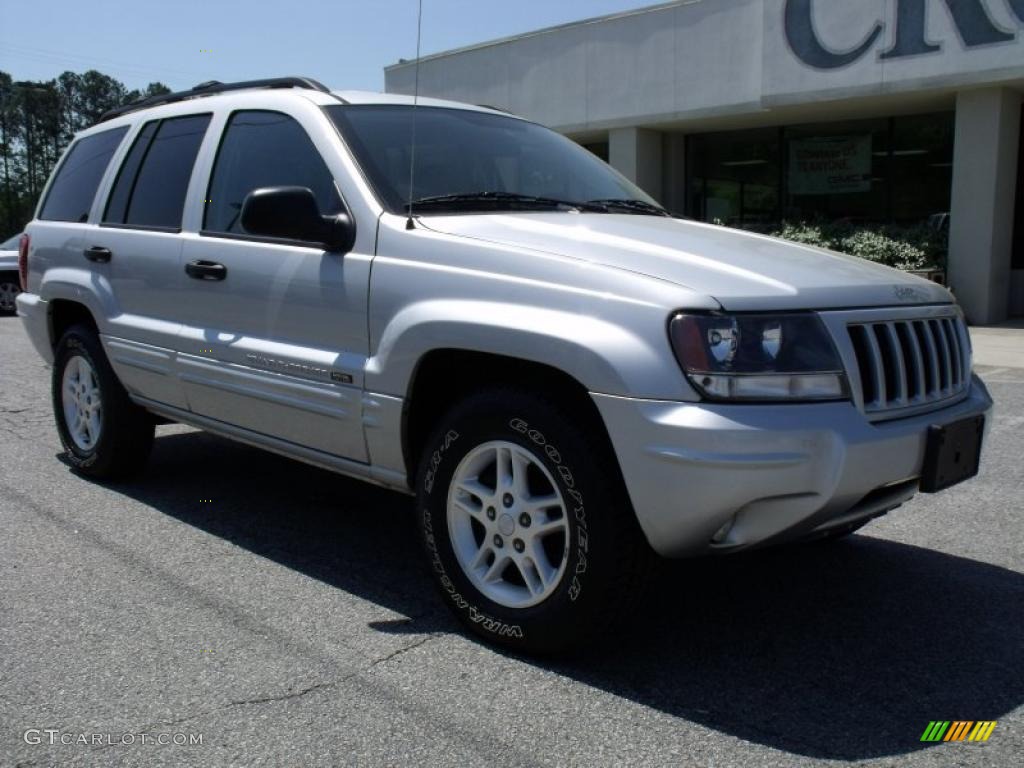 2004 Grand Cherokee Special Edition - Bright Silver Metallic / Taupe photo #2