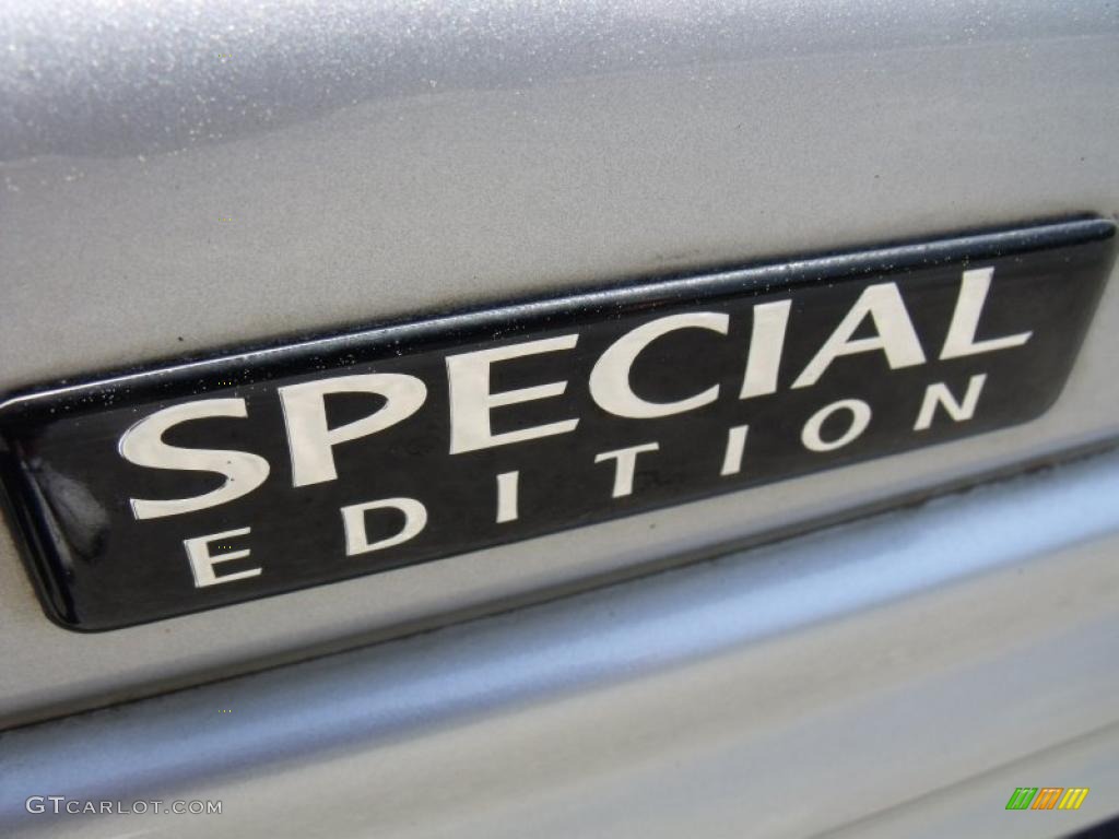 2004 Grand Cherokee Special Edition - Bright Silver Metallic / Taupe photo #10