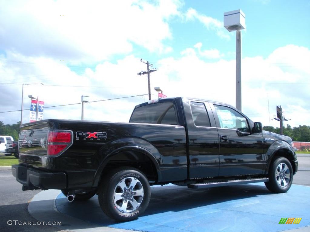 2010 F150 FX2 SuperCab - Tuxedo Black / Black photo #3