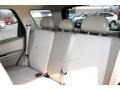 Charcoal Beige Metallic - Mariner Luxury 4WD Photo No. 14