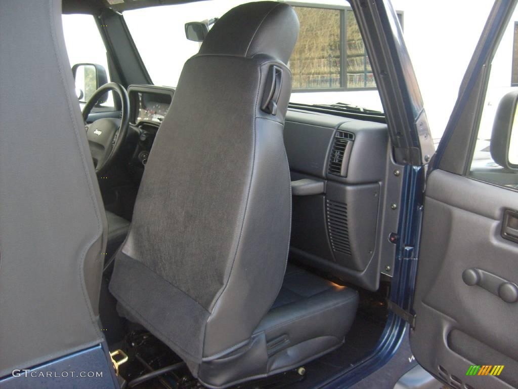 2004 Wrangler X 4x4 - Patriot Blue Pearl / Dark Slate Gray photo #20