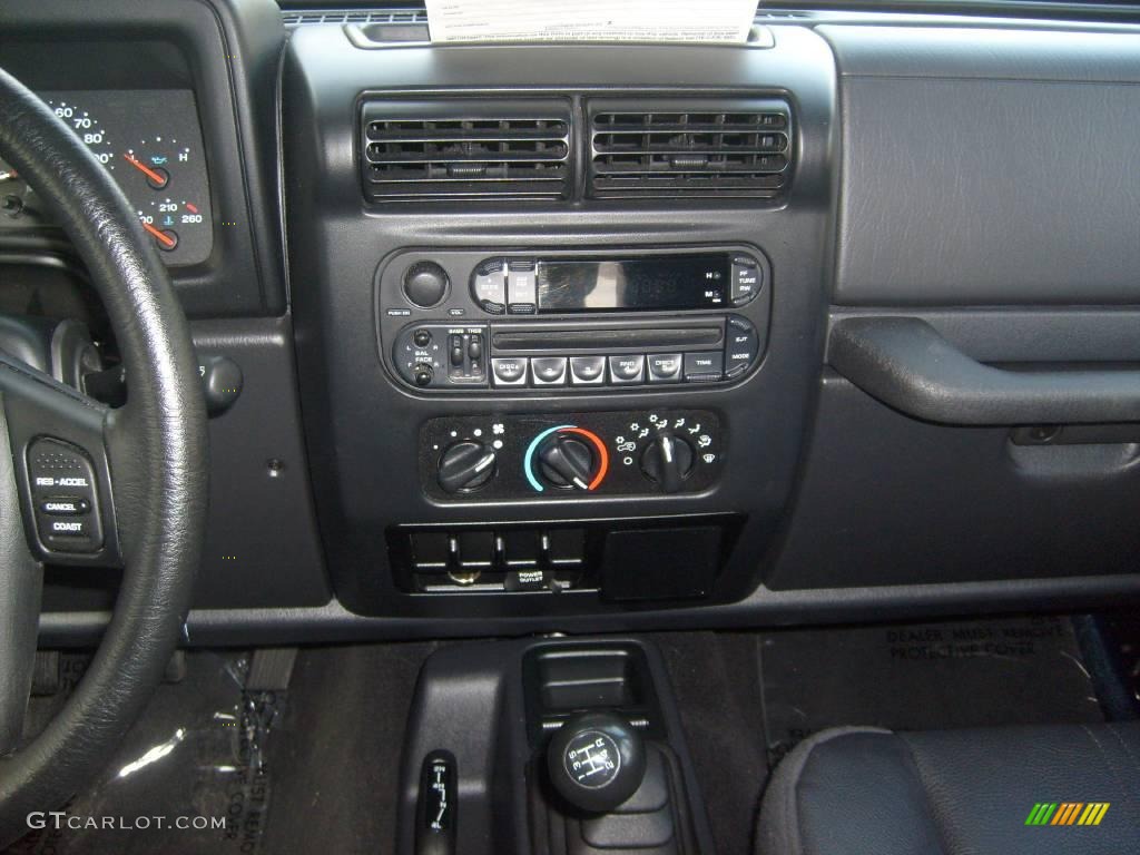 2004 Wrangler X 4x4 - Patriot Blue Pearl / Dark Slate Gray photo #23