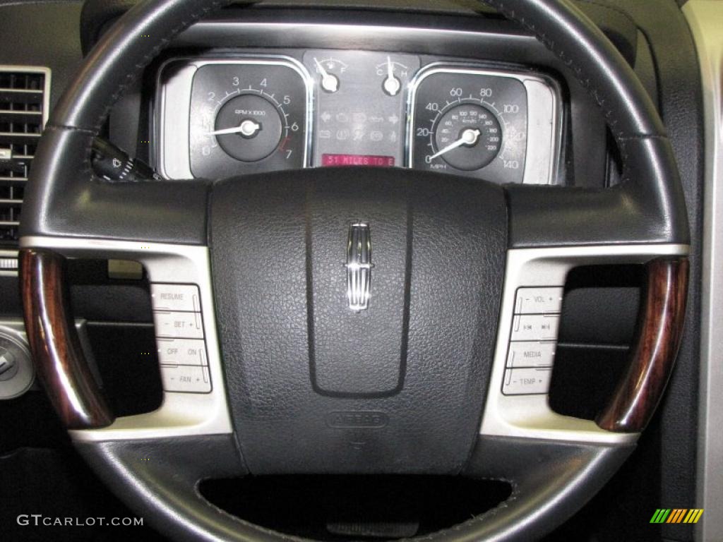 2007 MKX AWD - Black / Charcoal Black photo #17