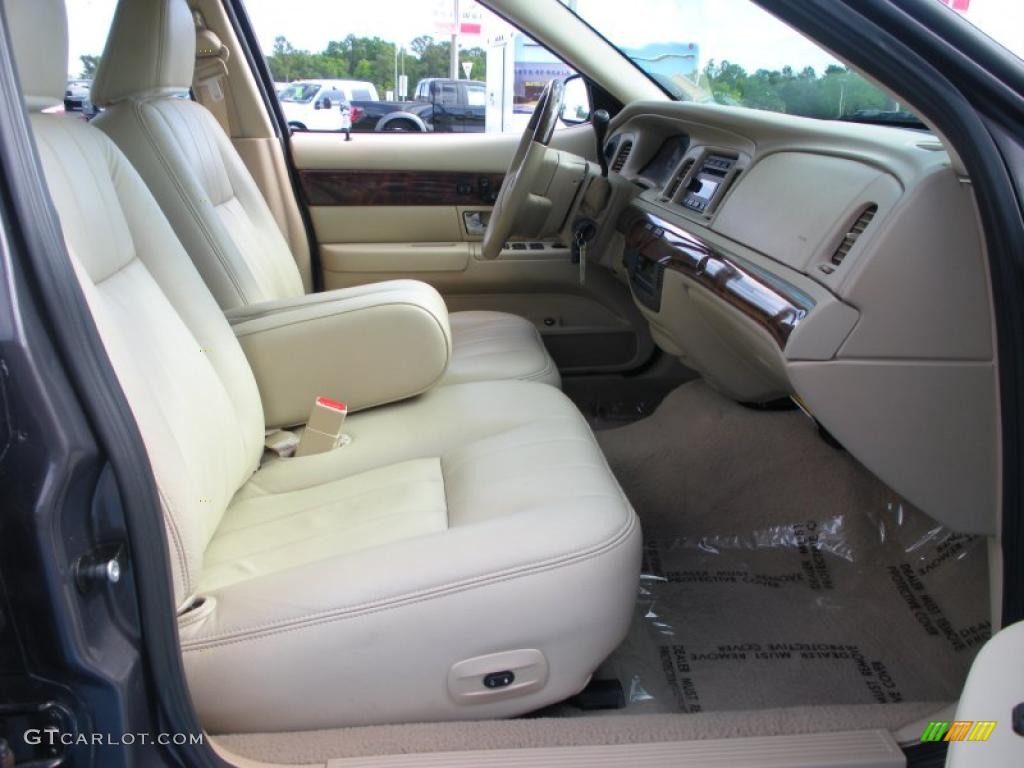 2007 Mercury Grand Marquis LS Front Seat Photo #28482114
