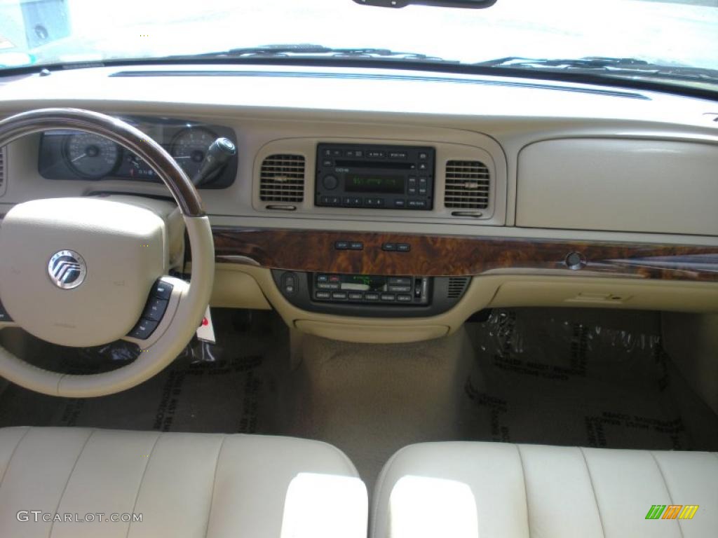 2007 Mercury Grand Marquis LS Light Camel Dashboard Photo #28482166