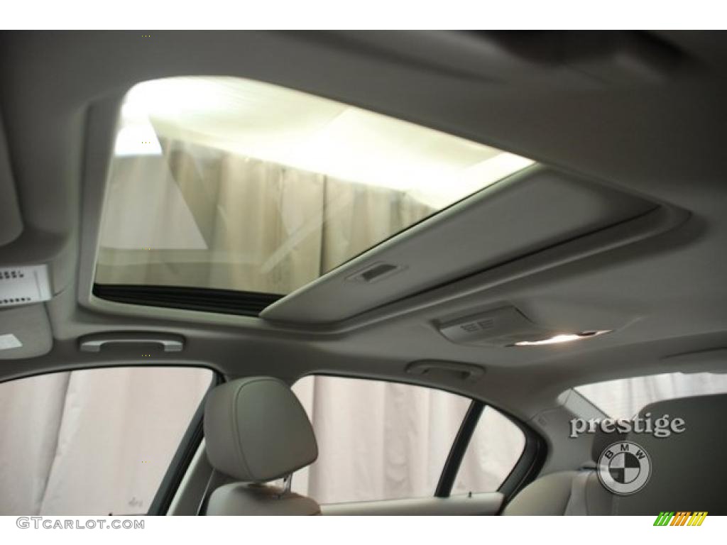 2009 3 Series 328i Sedan - Titanium Silver Metallic / Grey Dakota Leather photo #9