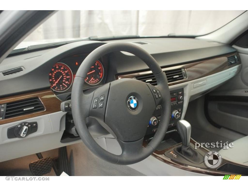 2009 3 Series 328i Sedan - Titanium Silver Metallic / Grey Dakota Leather photo #13