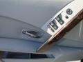 Jet Black - 5 Series 530xi Sedan Photo No. 8
