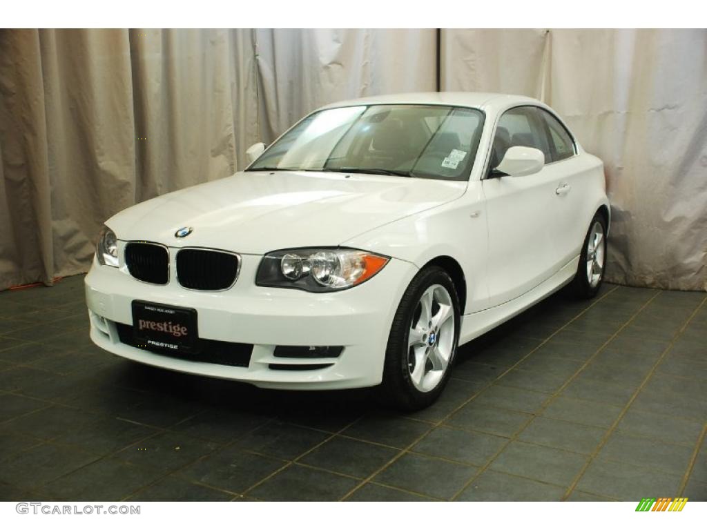 2010 1 Series 128i Coupe - Alpine White / Black photo #1