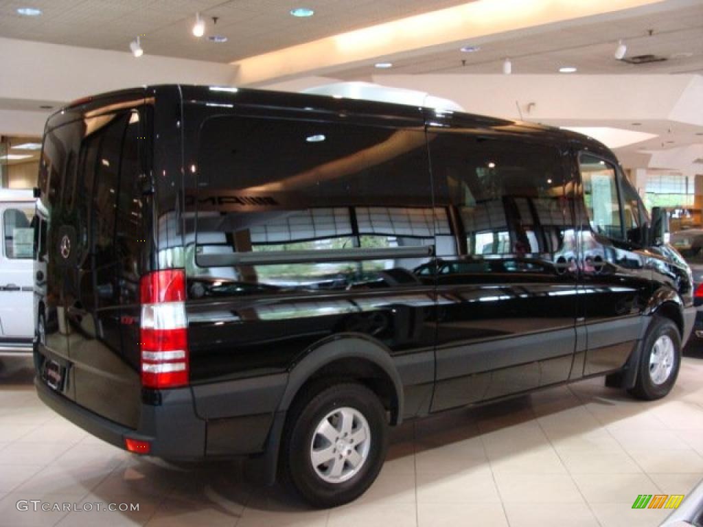 2010 Sprinter 2500 Passenger Van - Black / Black photo #4