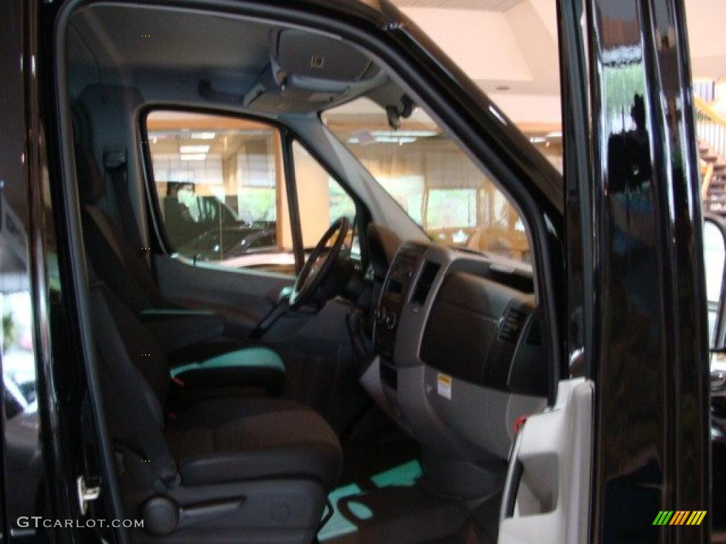 2010 Sprinter 2500 Passenger Van - Black / Black photo #7