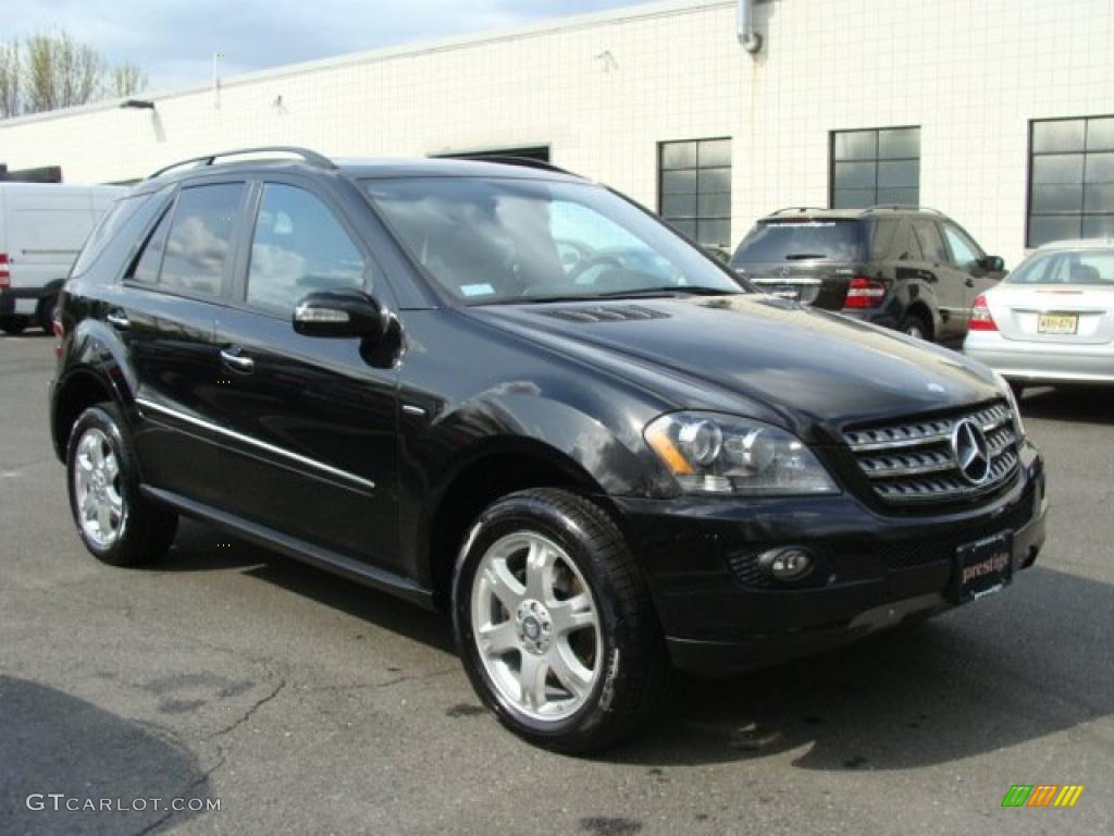 2008 ML 350 4Matic Edition 10 - Obsidian Black Metallic / Macadamia photo #3