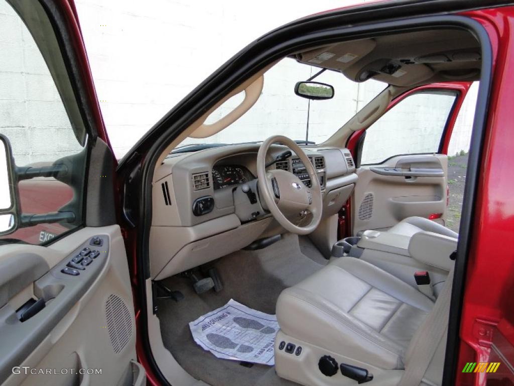 2003 Excursion XLT 4x4 - Red Fire Metallic / Medium Parchment photo #33
