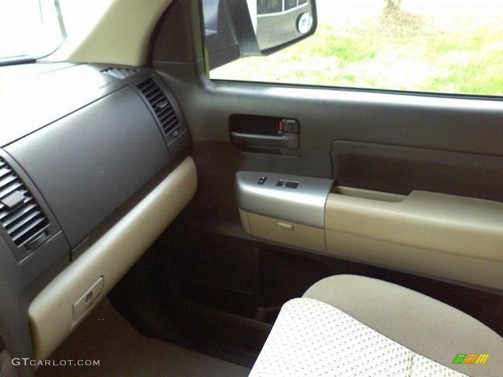 2008 Tundra SR5 Double Cab - Super White / Beige photo #12