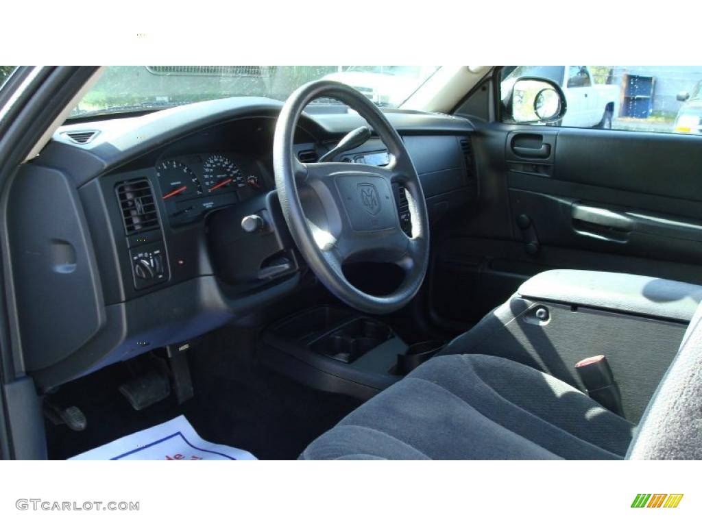 2003 Dakota SXT Club Cab - Bright Silver Metallic / Dark Slate Gray photo #11