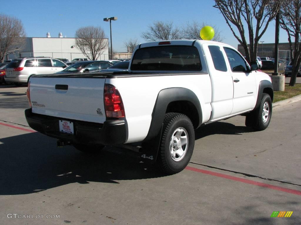 2006 Tacoma Access Cab 4x4 - Super White / Taupe photo #6