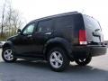Black - Nitro SXT 4x4 Photo No. 4