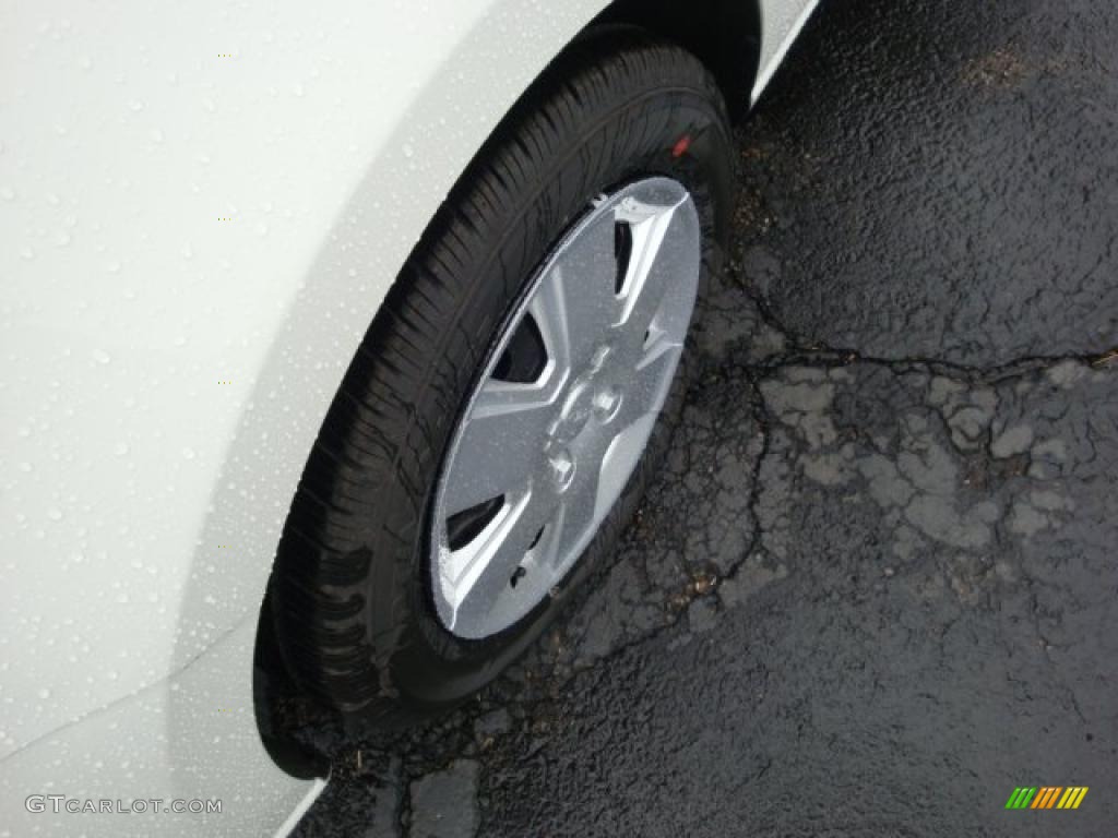2010 Focus S Sedan - White Suede / Medium Stone photo #12