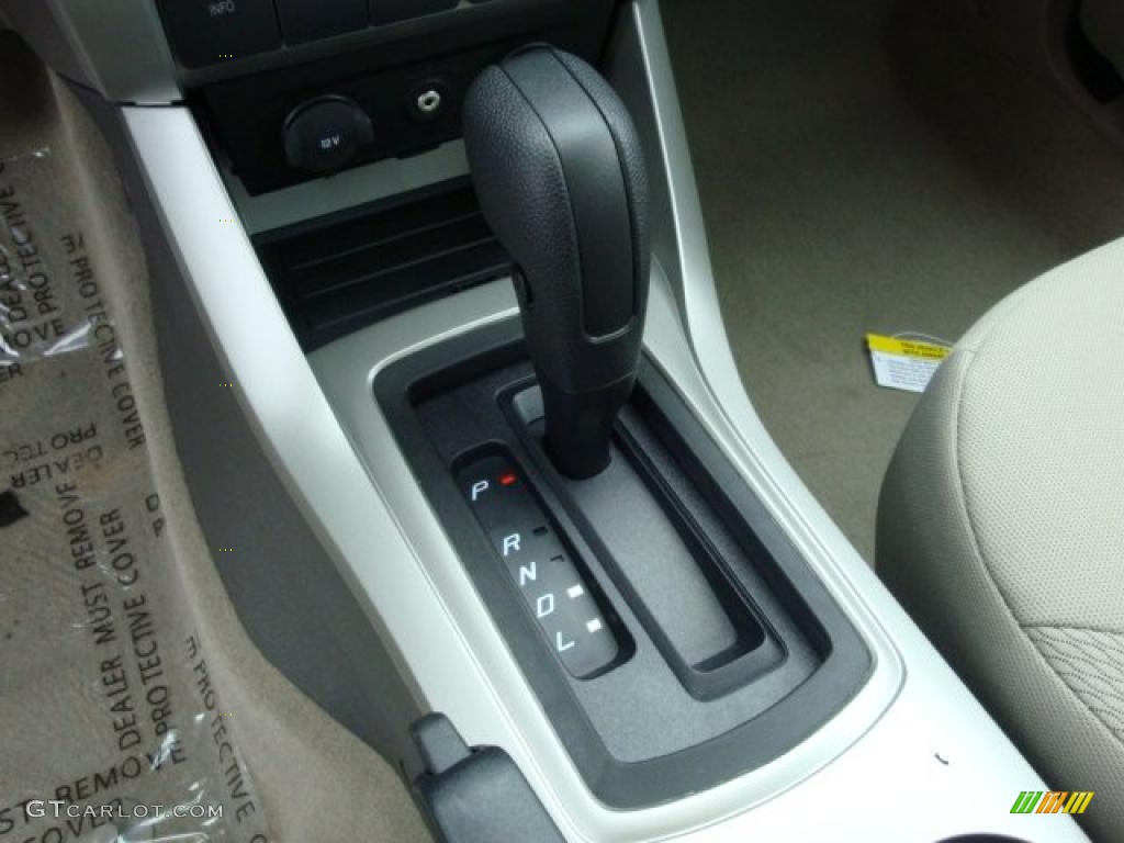 2010 Focus S Sedan - White Suede / Medium Stone photo #18