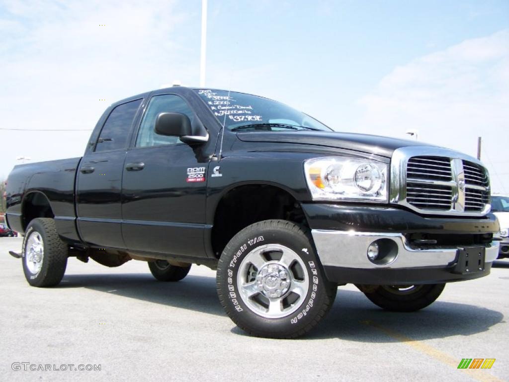 Brilliant Black Crystal Pearl Dodge Ram 2500