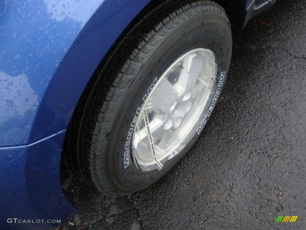 2010 Escape XLT 4WD - Sport Blue Metallic / Charcoal Black photo #12