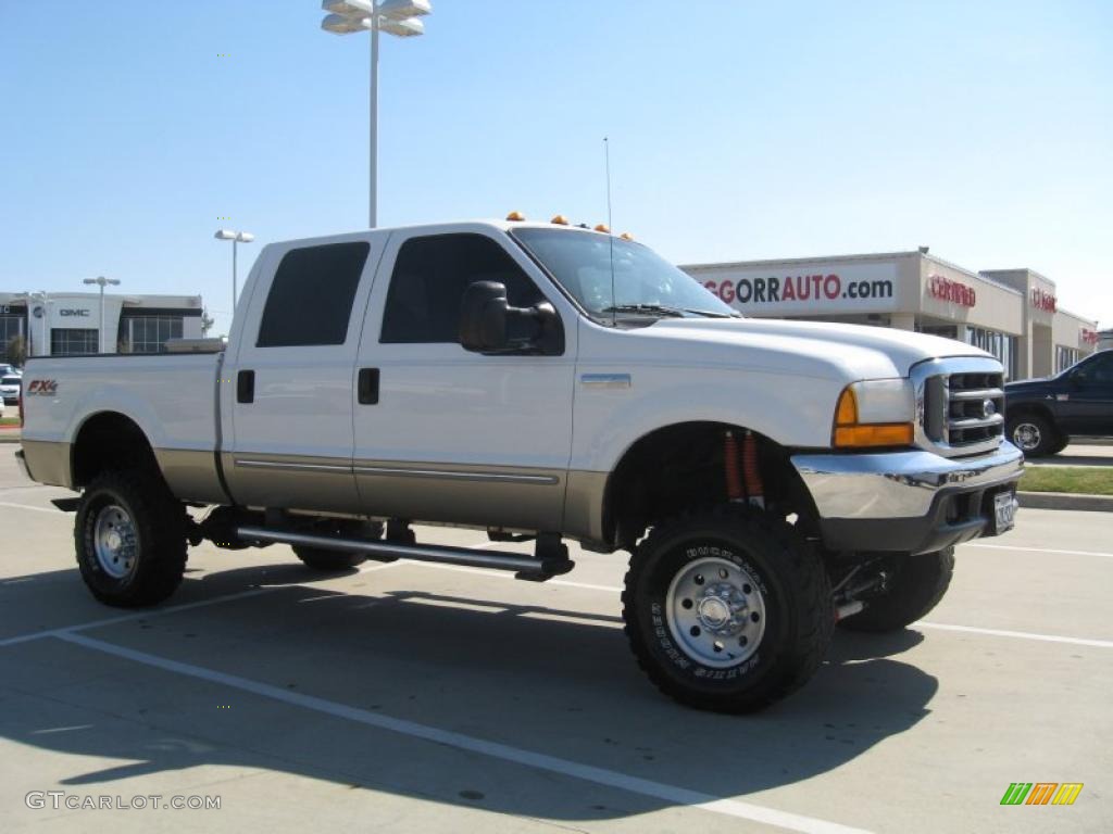 2000 F250 Super Duty Lariat Crew Cab 4x4 - Oxford White / Medium Parchment photo #4