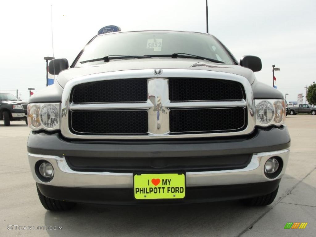 2004 Ram 1500 SLT Quad Cab - Graphite Metallic / Dark Slate Gray photo #9