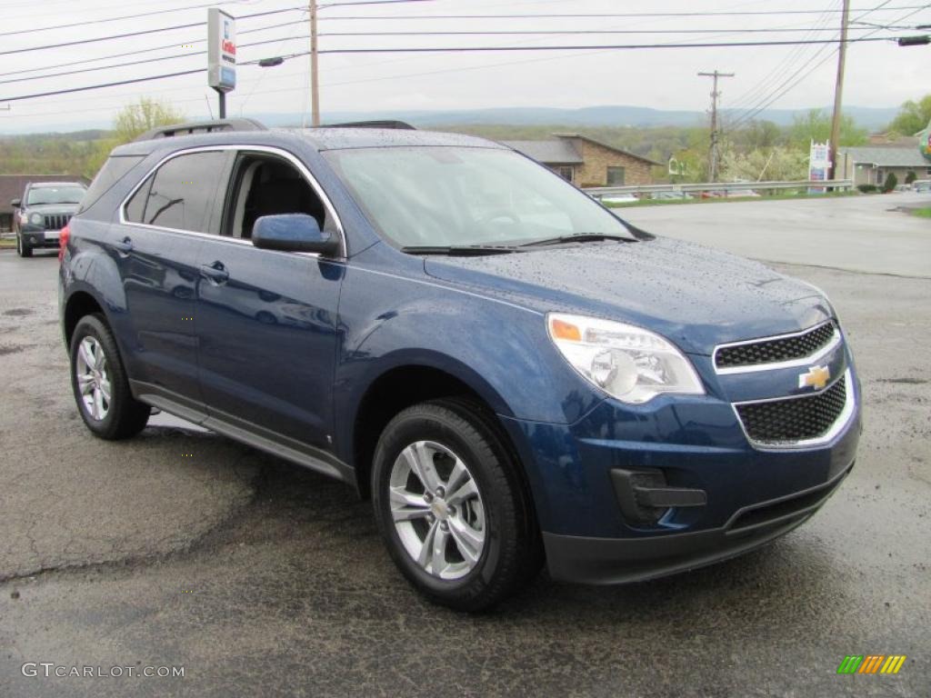 2010 Equinox LT AWD - Navy Blue Metallic / Jet Black/Light Titanium photo #15