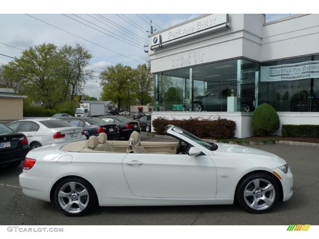 Alpine White BMW 3 Series