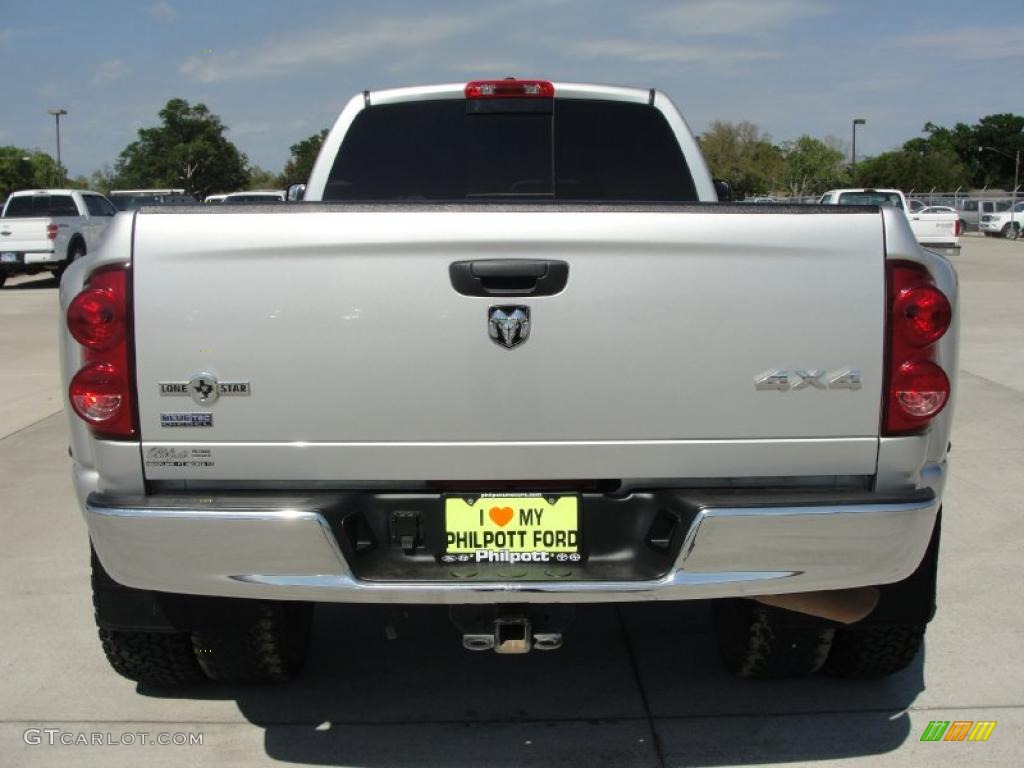 2008 Ram 3500 Lone Star Quad Cab 4x4 Dually - Bright Silver Metallic / Medium Slate Gray photo #4