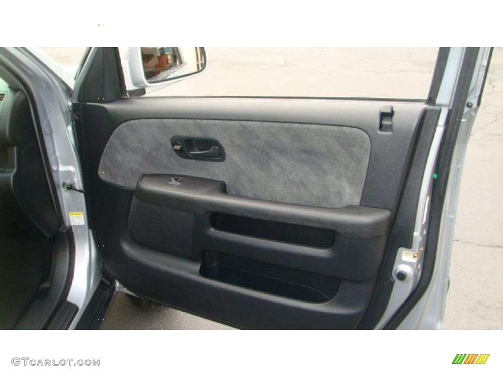 2004 CR-V EX 4WD - Satin Silver Metallic / Black photo #23
