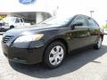 Black - Camry LE Photo No. 6