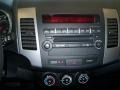 2010 Labrador Black Pearl Mitsubishi Outlander SE 4WD  photo #4