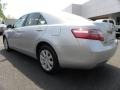 Titanium Metallic - Camry XLE Photo No. 25