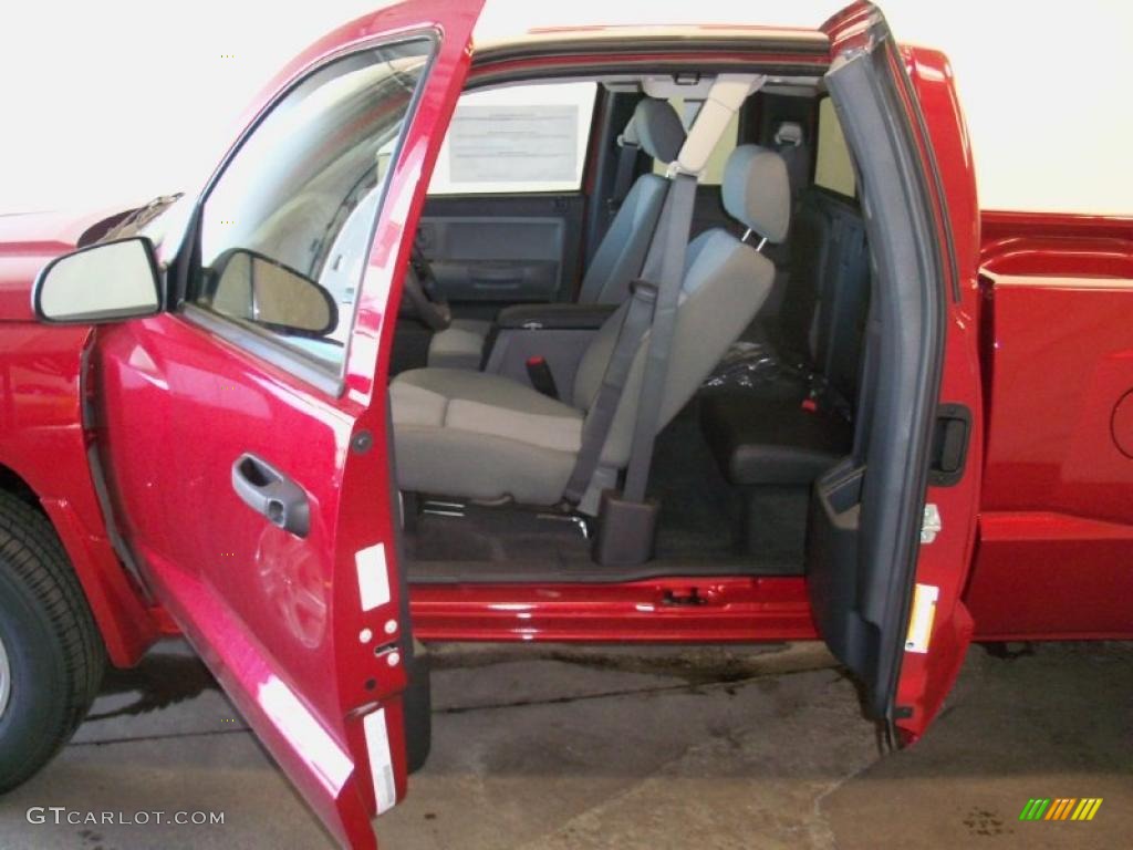 2010 Dakota Big Horn Extended Cab 4x4 - Inferno Red Crystal Pearl / Dark Slate Gray/Medium Slate Gray photo #16