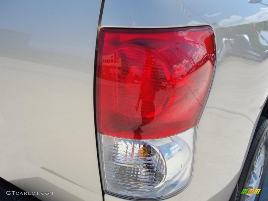 2008 Tundra SR5 Double Cab - Desert Sand Mica / Beige photo #23