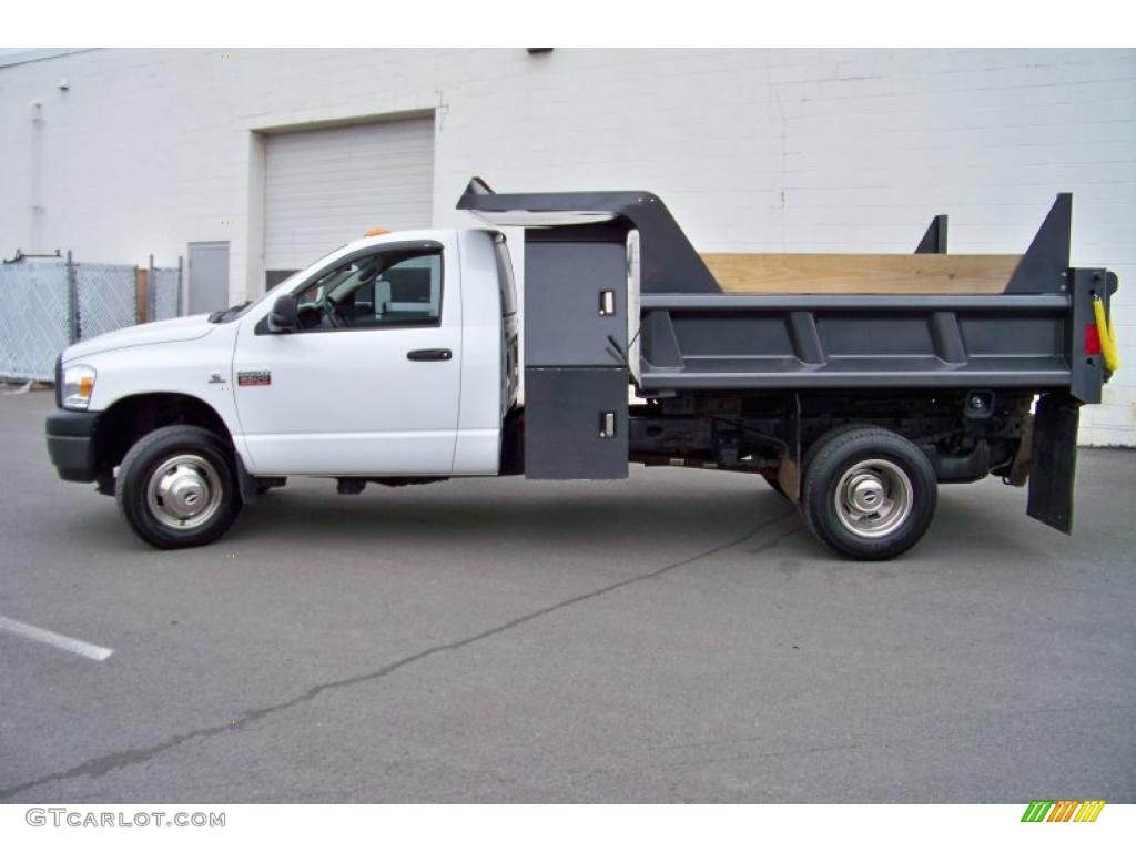 2007 Ram 3500 ST Regular Cab 4x4 Chassis - Bright White / Medium Slate Gray photo #8